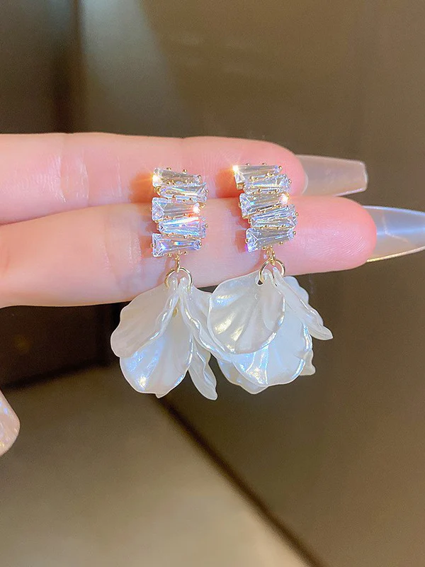 Geometric Rhine Stones Drop Earrings - Image 2