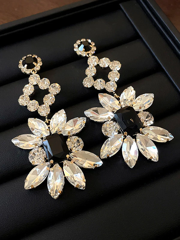Geometric Rhine Stones Drop Earrings - Image 4