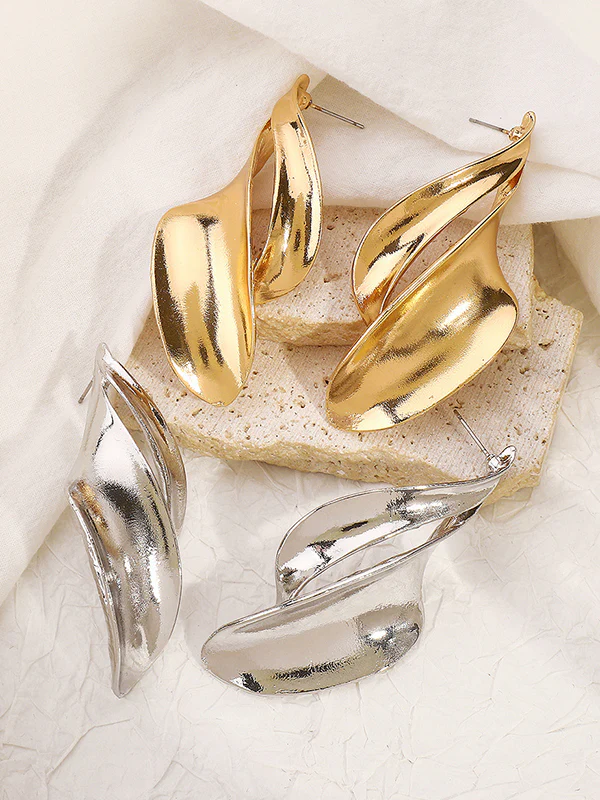 Geometric Solid Color Drop Earrings - Image 3