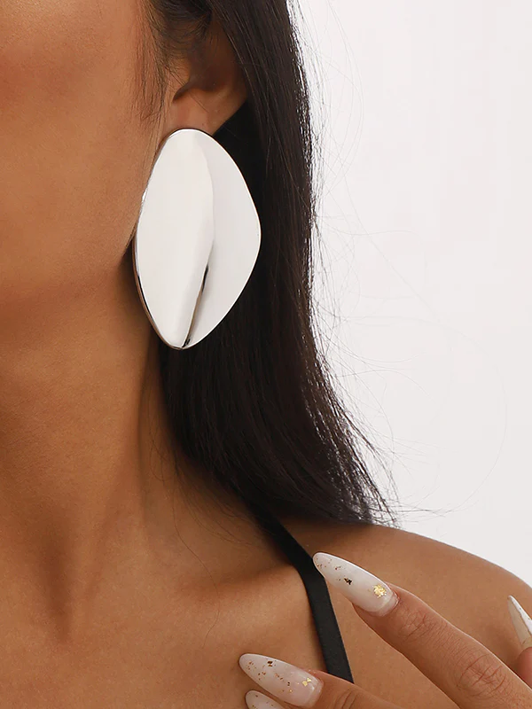 Geometric Solid Color Drop Earrings - Image 3