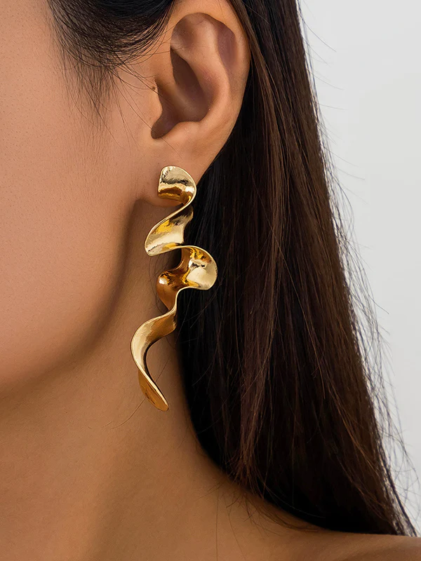 Geometric Solid Color Drop Earrings - Image 3