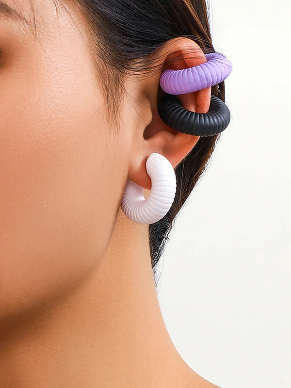 Geometric Solid Color Ear Clip - Image 2
