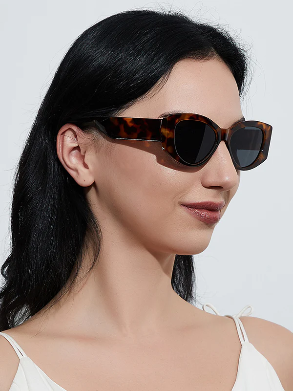 Geometric Sun Protection Sunglasses Accessories - Image 3