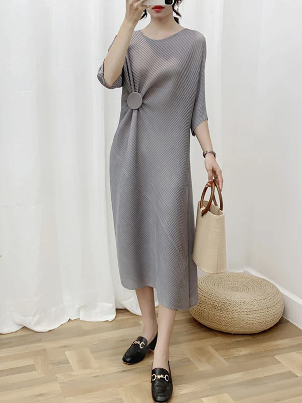 Half Sleeves Irregular Clipping Pleated Solid Color Round-Neck Midi Dresses - Image 13
