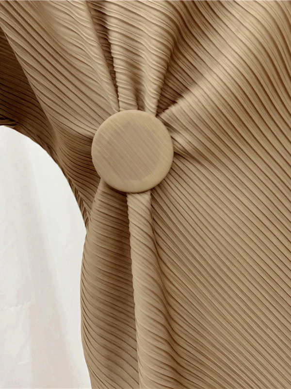 Half Sleeves Irregular Clipping Pleated Solid Color Round-Neck Midi Dresses - Image 21