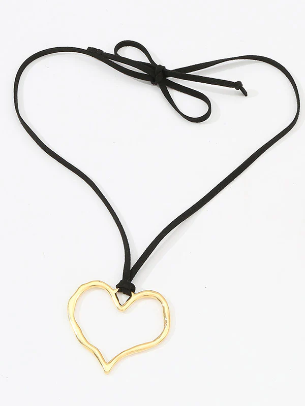 Heart Shape Hollow Necklaces Accessories - Image 3