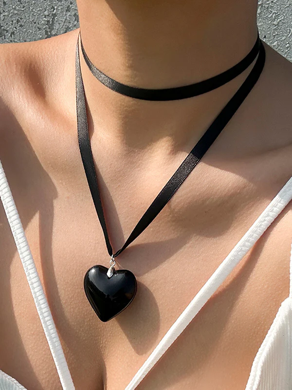 Heart Shape Streamer Tied Necklaces Accessories - Image 2
