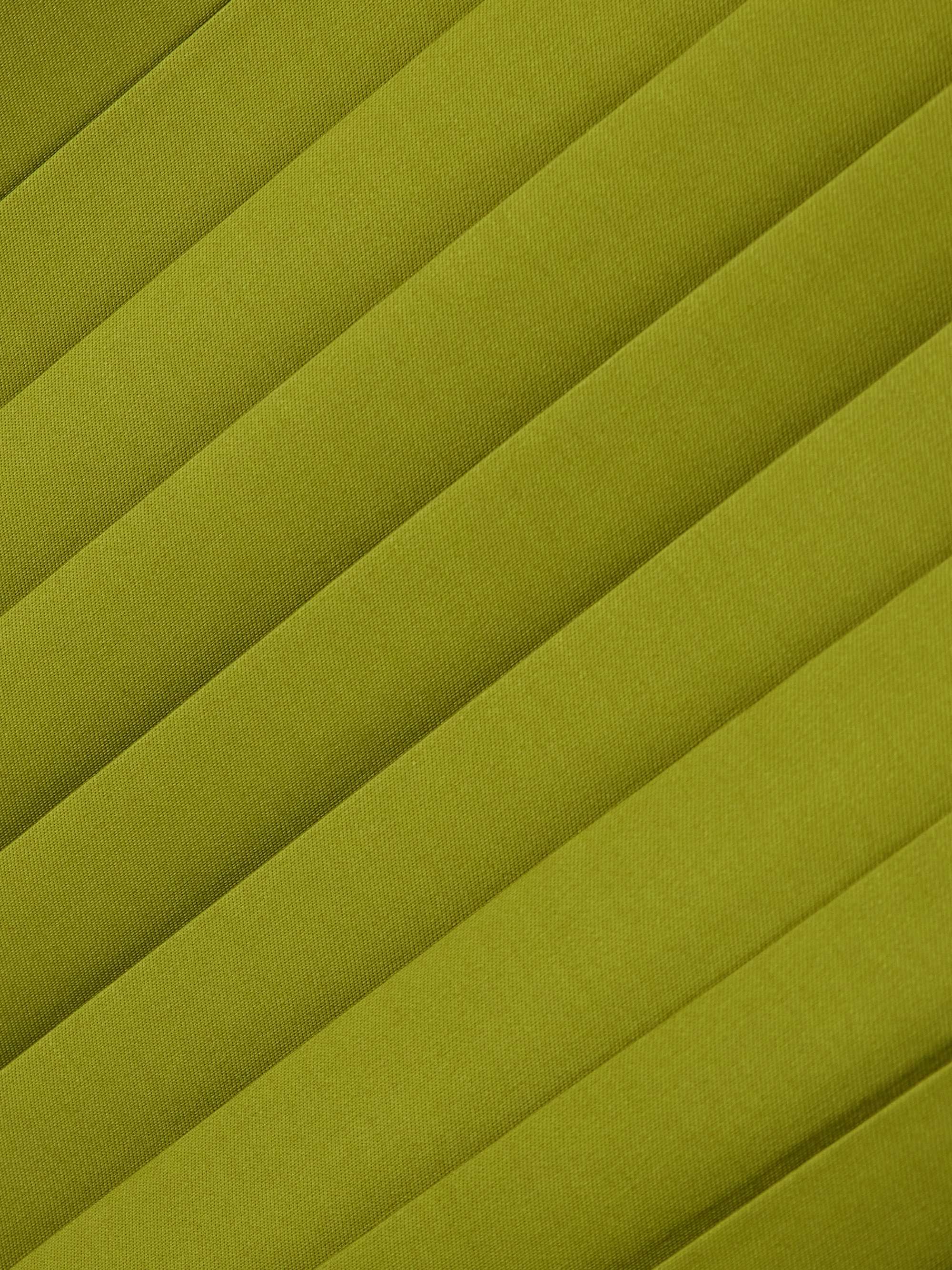 High Waisted Loose Pleated Solid Color Split-Side Skirts - Image 3