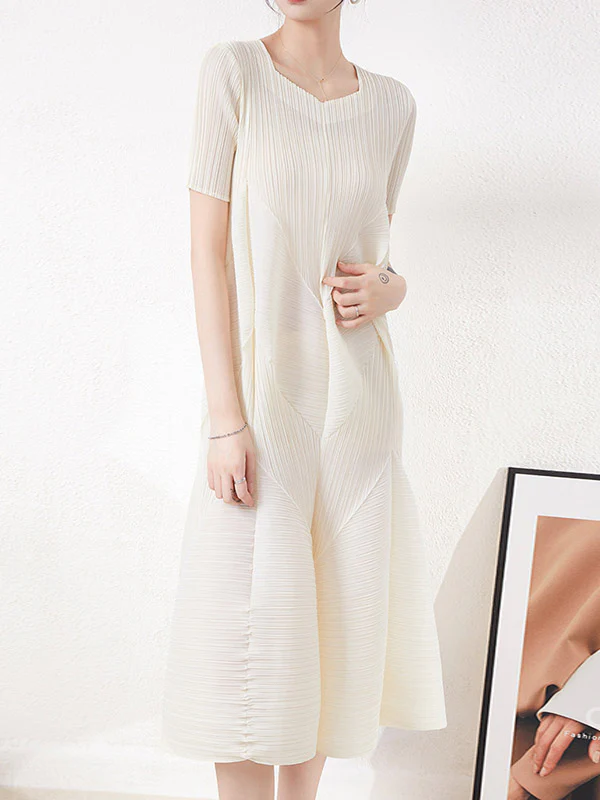 High Waisted Loose Pleated Solid Color Round-Neck Midi Dresses - Image 11