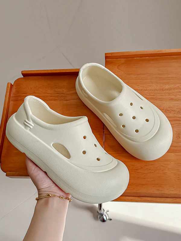 Hollow Round Cut Solid Color Crocs Platform Shoes Sandals - Image 3