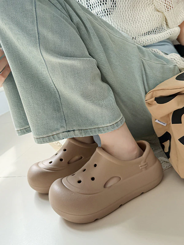 Hollow Round Cut Solid Color Crocs Platform Shoes Sandals - Image 7