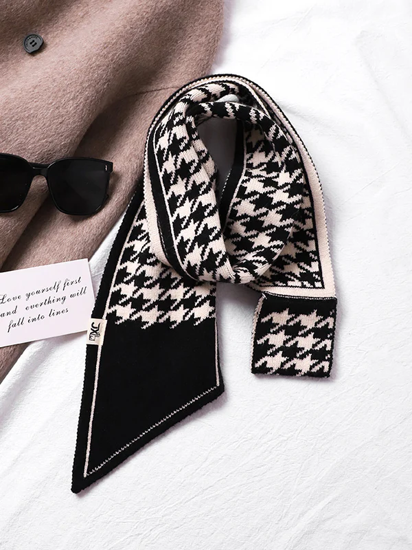 Houndstooth Split-Joint Scarf - Image 3