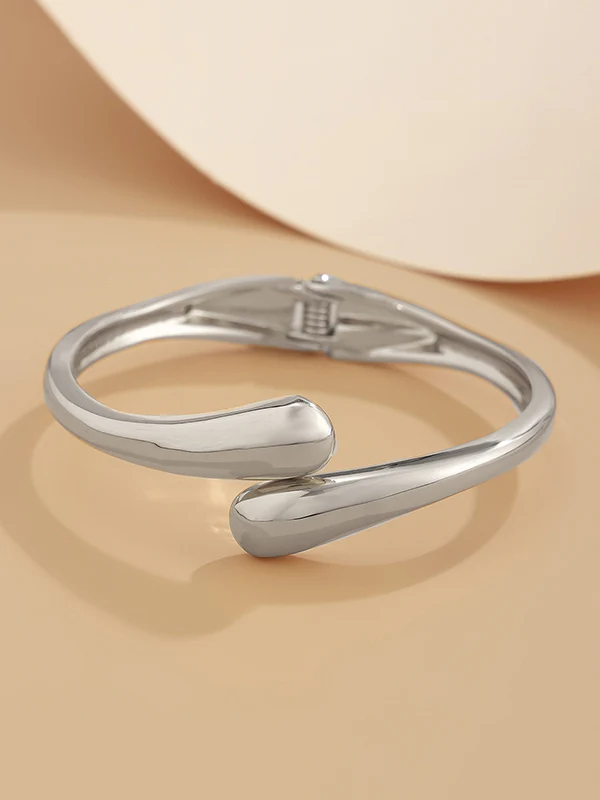 Irregularity Geometric Shiny Bracelet Accessories - Image 3