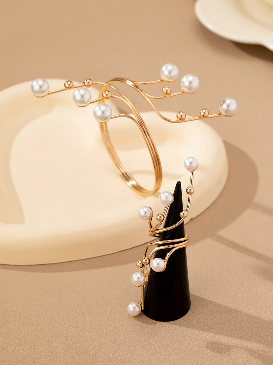 Irregularity Rhine Stones Shiny Split-Joint Bracelet Accessories + Rings Accessories Two Pieces Set - Image 5