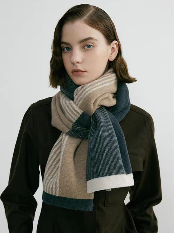 Keep Warm Striped Scarf - Image 7
