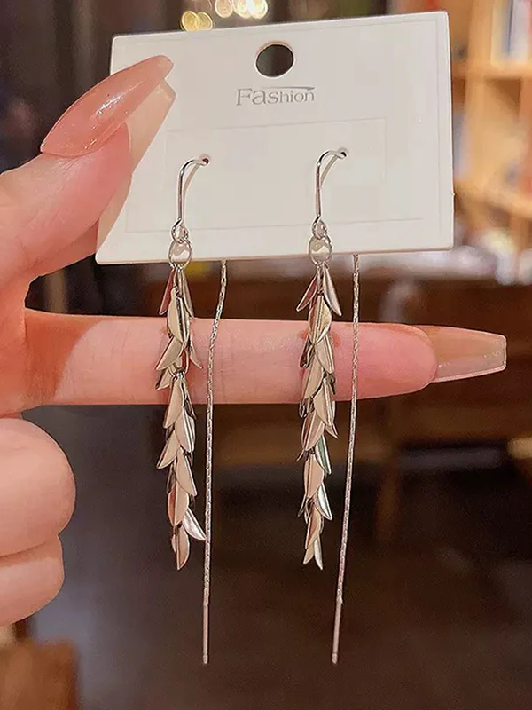 Leaves Shape Tasseled Drop Earrings - Image 4