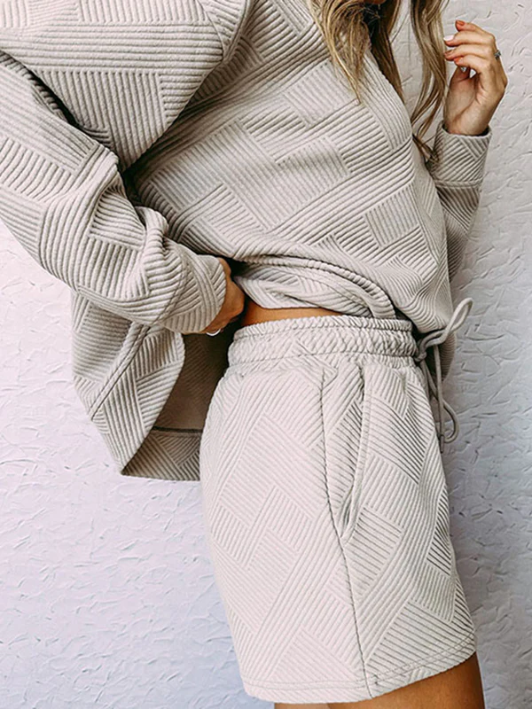 Long Sleeves Loose Solid Color Round-Neck Sweatshirt Top + Drawstring Shorts Bottom Two Pieces Set - Image 10