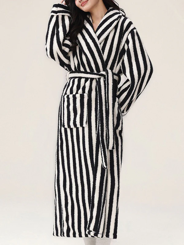 Long Sleeves Loose Split-Joint Striped Tied Waist Lapel Robes - Image 3