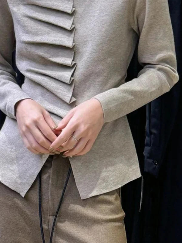 Long Sleeves Pleated Solid Color High Neck Pullovers - Image 4