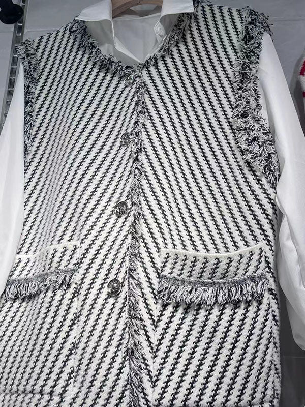 Loose Sleeveless Buttoned Fringed Pockets Striped V-Neck Vest Outerwear - Image 10