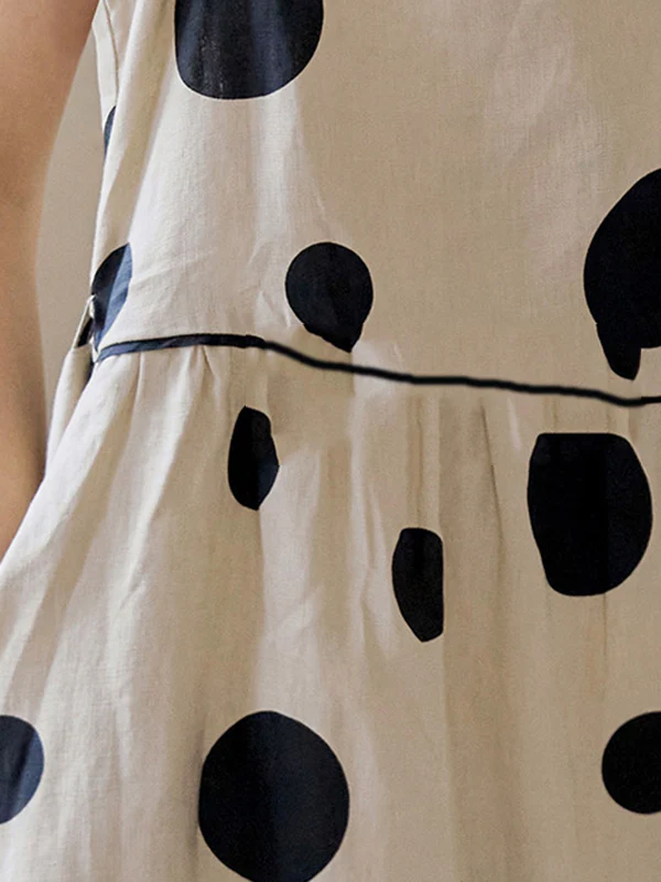 Loose Sleeveless Contrast Color Pleated Polka-Dot Split-Joint Tied Waist Round-Neck Midi Dresses - Image 11