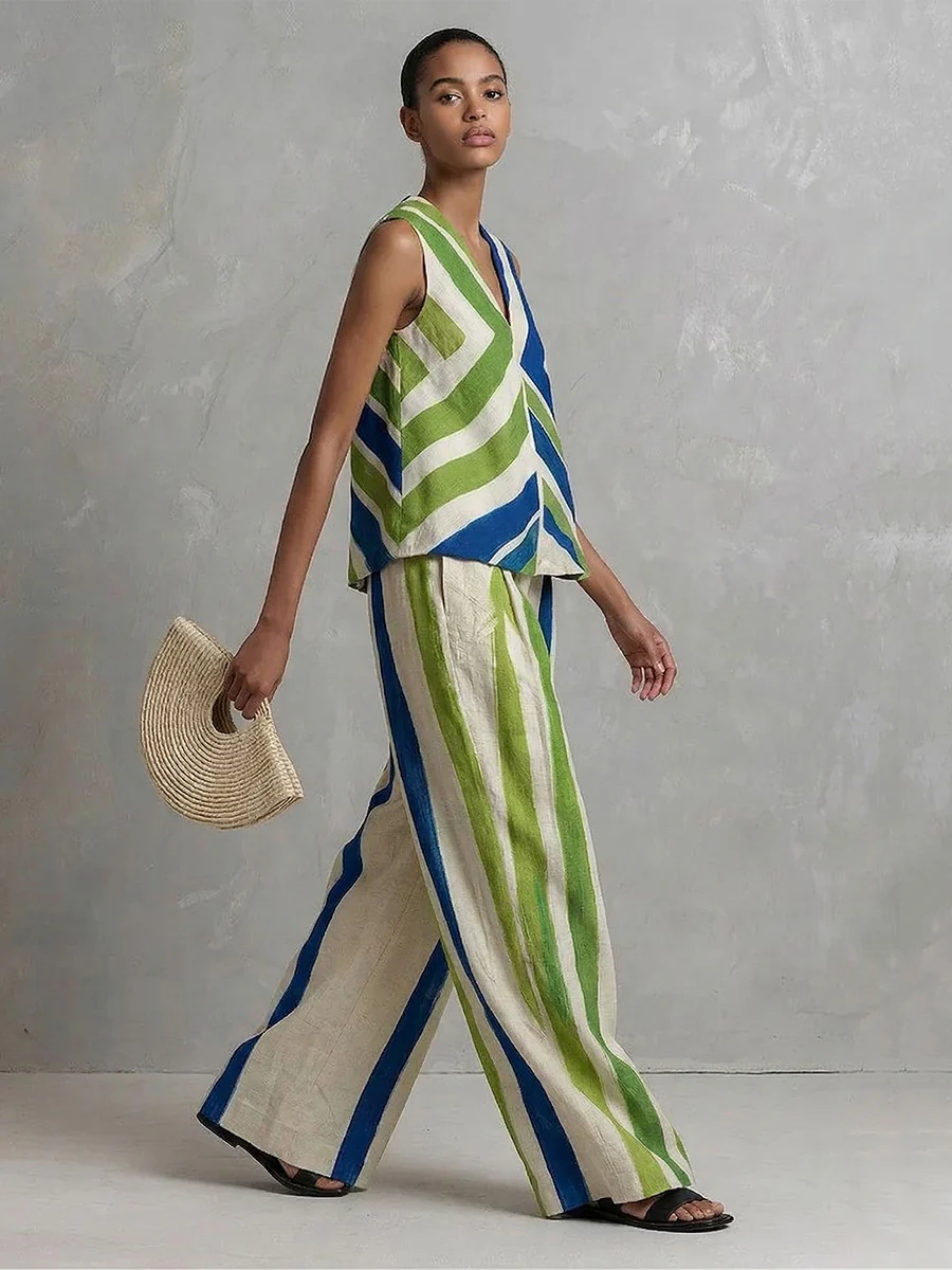 Loose Sleeveless Contrast Color Striped V-Neck Tank - Image 4