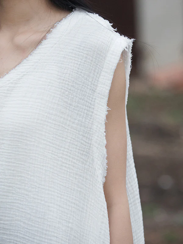 Loose Sleeveless Fringed Pleated Solid Color Split-Joint V-Neck Vest Top - Image 13