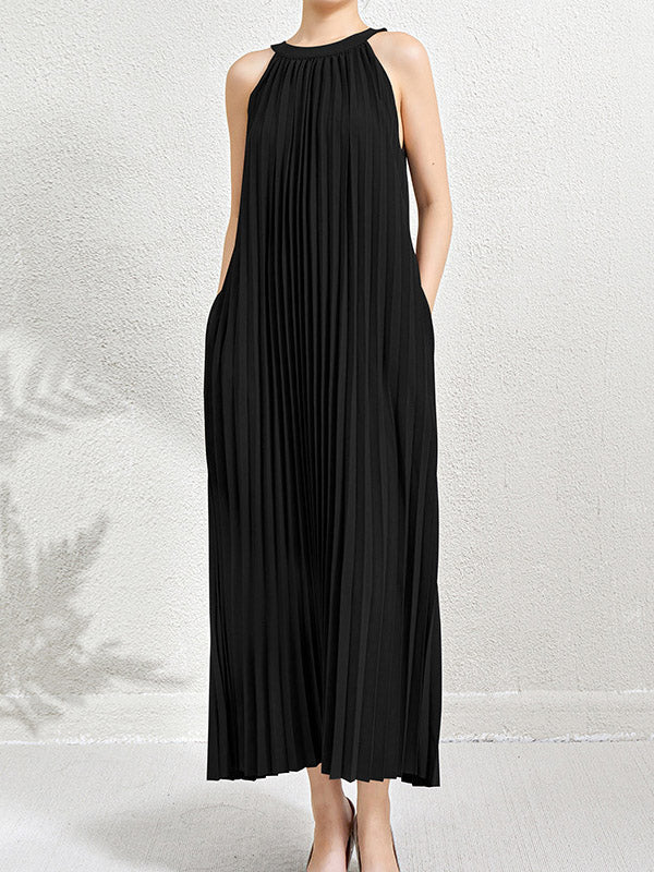 Loose Sleeveless Hollow Pleated Pockets Solid Color Halter-Neck Maxi Dresses - Image 7