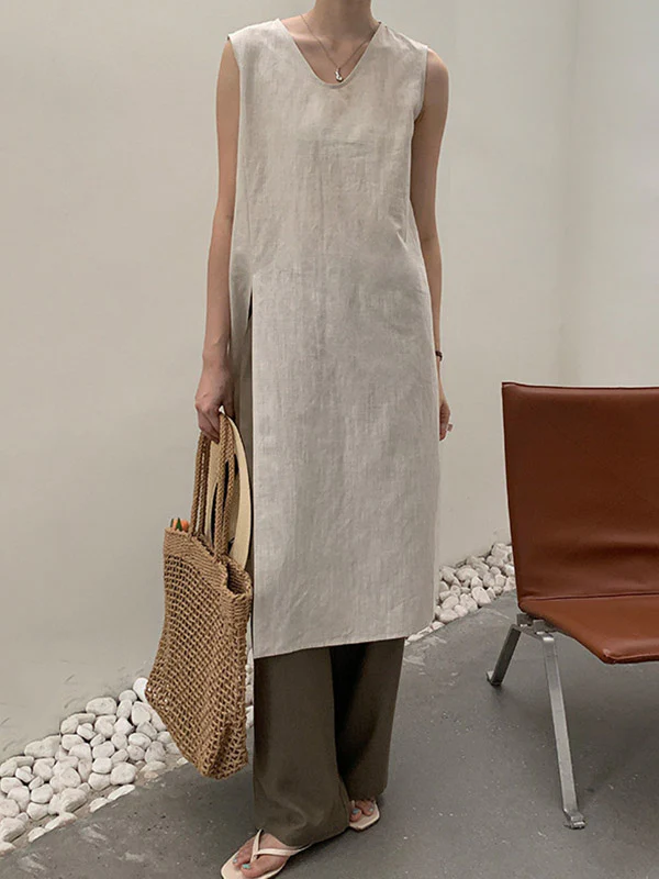 Loose Sleeveless Solid Color Split-side V-neck Vest Top - Image 4