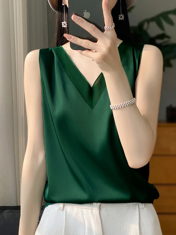 Loose Sleeveless Solid Color V-Neck Vest Top - Image 16