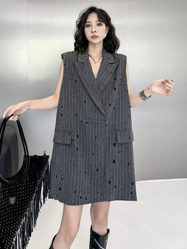Loose Sleeveless Striped Lapel Vest Top - Image 12