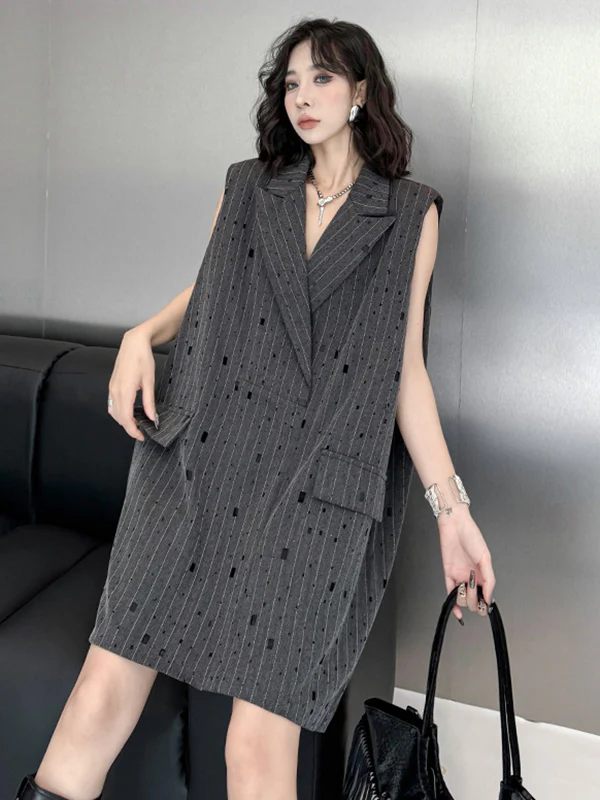 Loose Sleeveless Striped Lapel Vest Top - Image 14