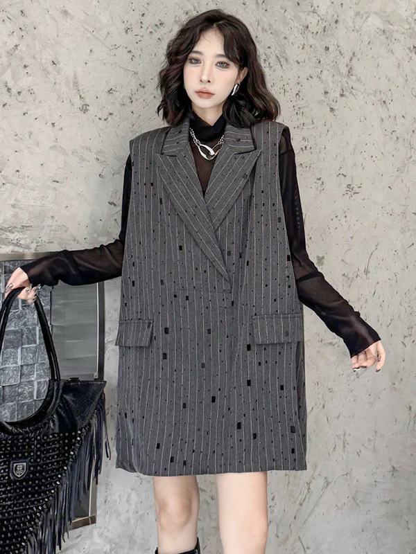 Loose Sleeveless Striped Lapel Vest Top - Image 15