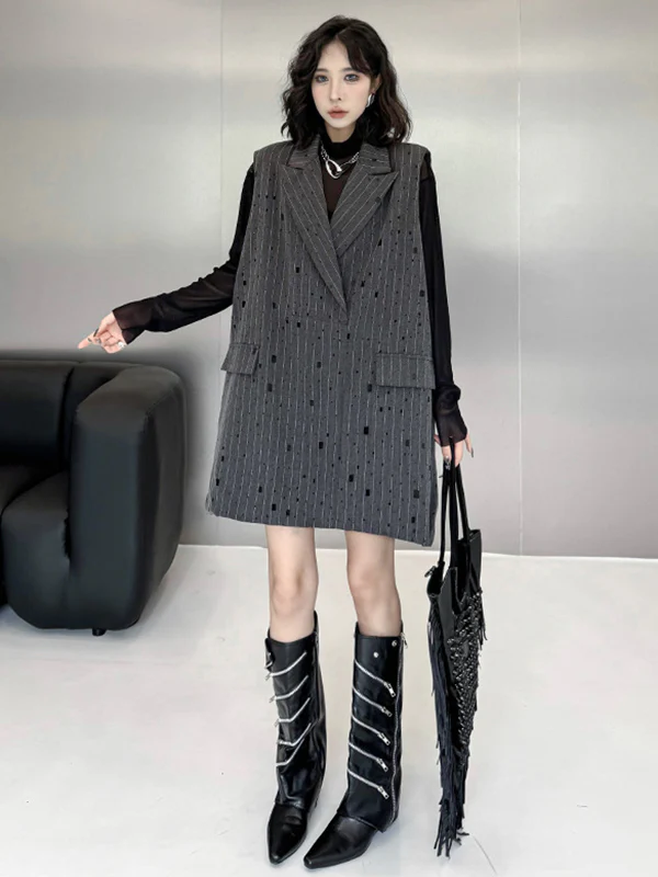 Loose Sleeveless Striped Lapel Vest Top - Image 2