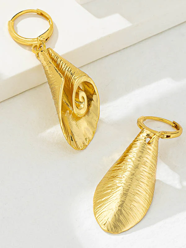 Normcore Geometric Drop Earrings - Image 4