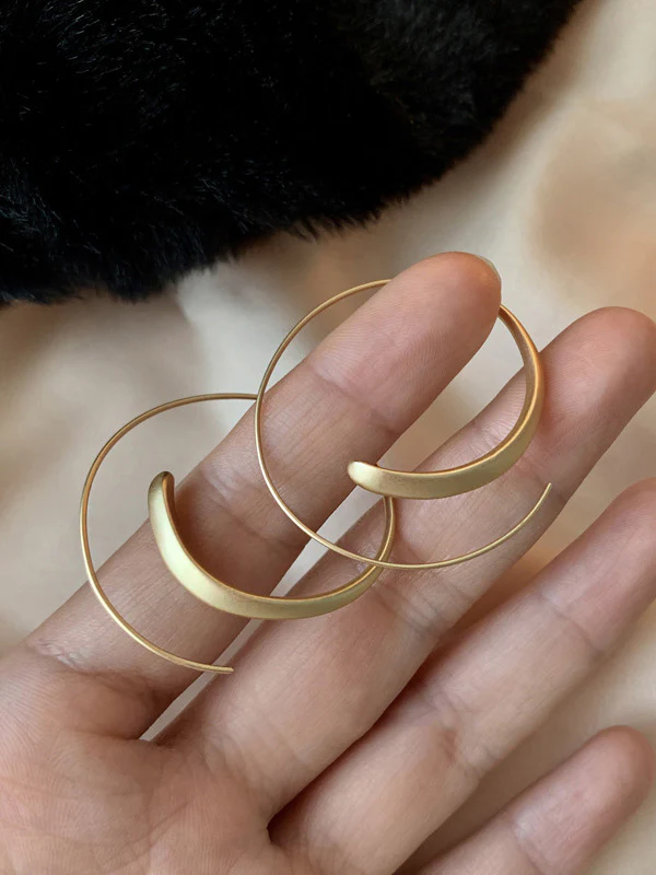 Normcore Geometric Matte Earrings - Image 3