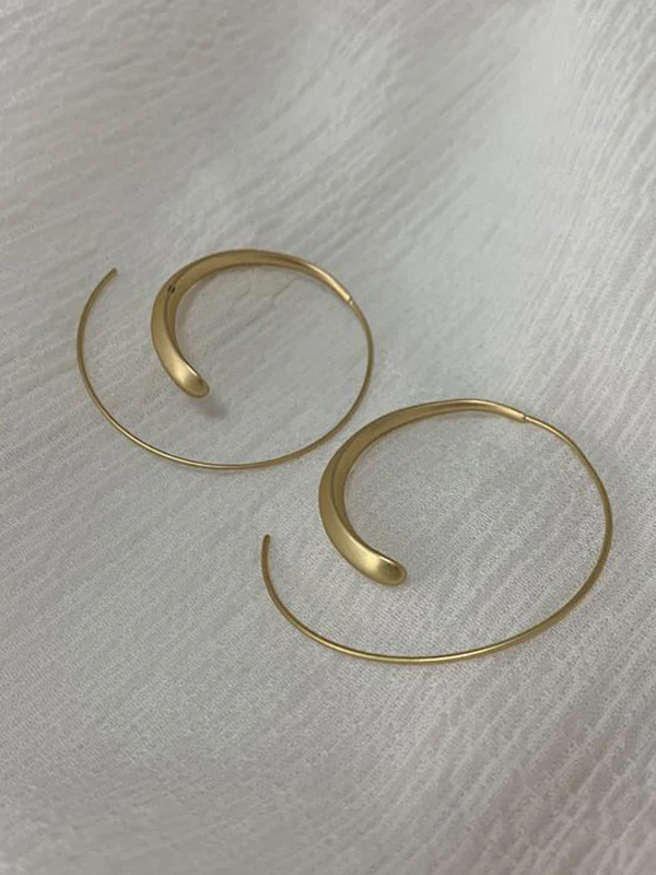Normcore Geometric Matte Earrings - Image 6
