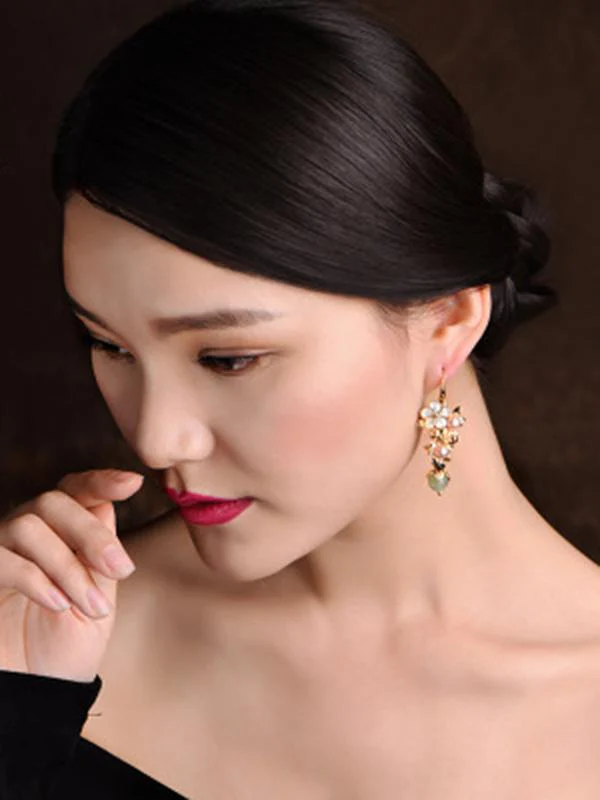 Original Flower Pearl Earrings - Image 3