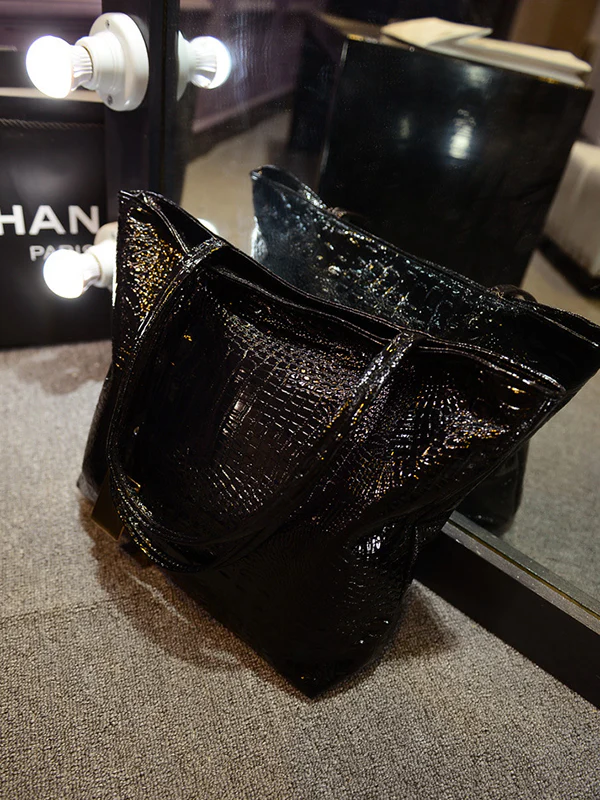 Original Solid Color Shiny Tote Bag - Image 3
