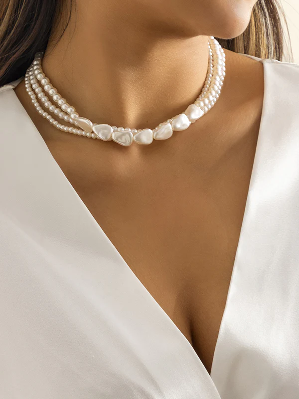 Original Vintage Multi-Layered Pearl Necklace - Image 4