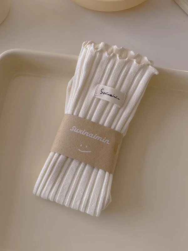 Pleated Wood Ear Lace Socks - Image 11