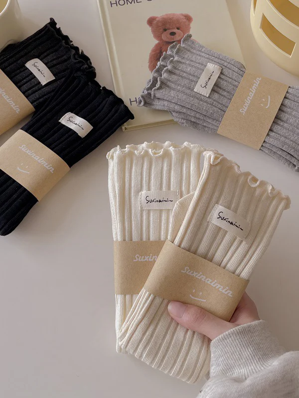 Pleated Wood Ear Lace Socks - Image 19