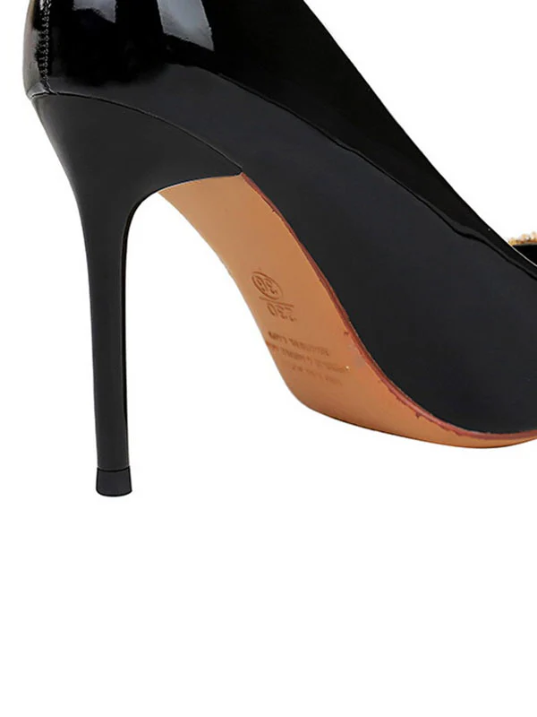 Pointed-Toe Shallow Cut Split-Joint Pumps - Image 8