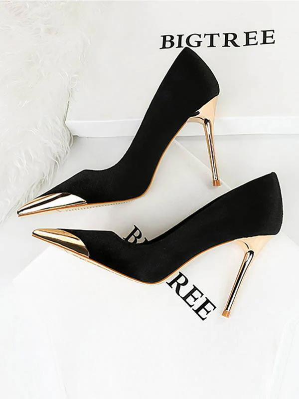 Pointed-Toe Shallow Cut Split-Joint Pumps - Image 5
