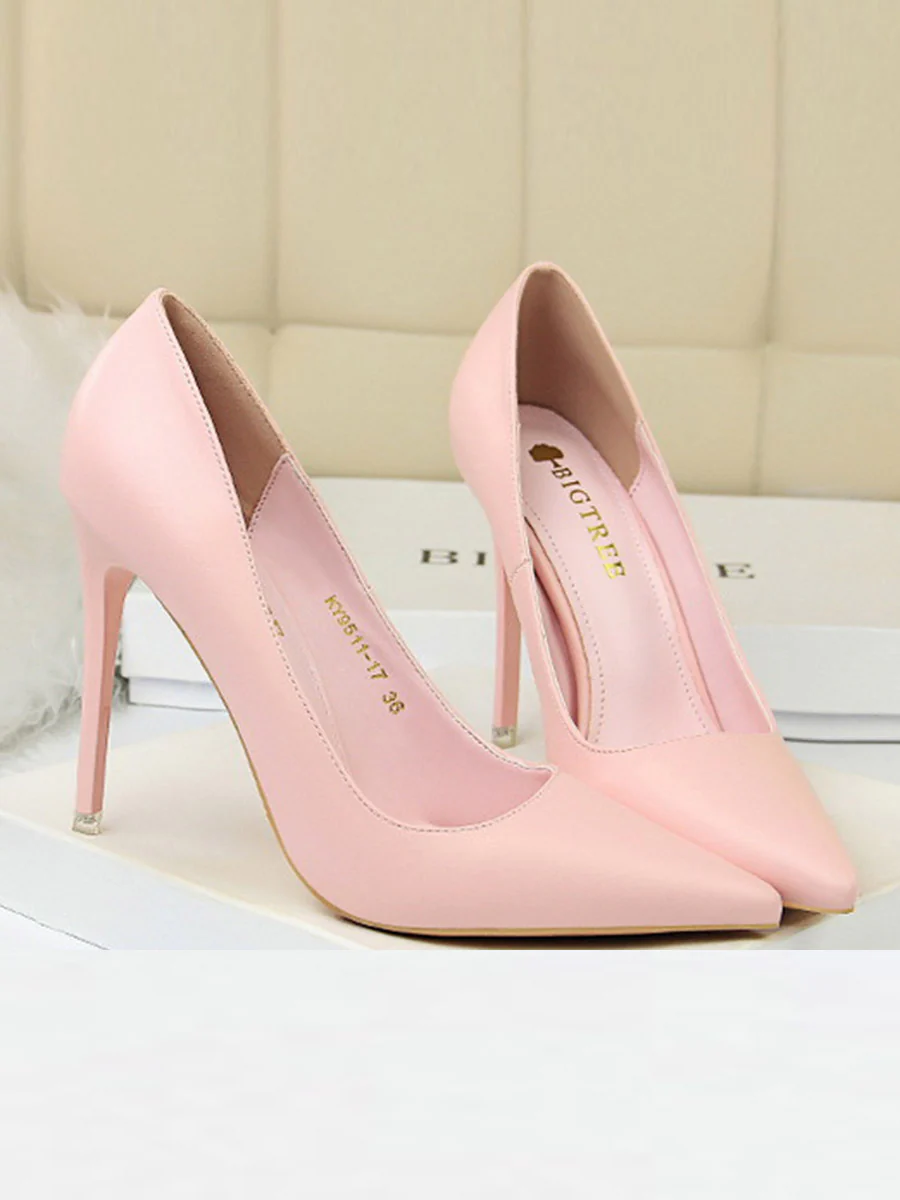 Pointed-Toe Solid Color Pumps - Image 9