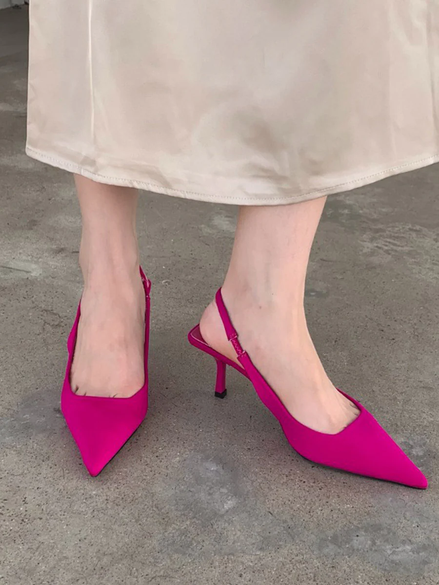 Pointed-Toe Solid Color Pumps - Image 5