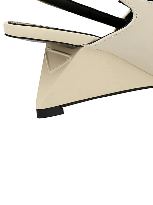 Pointed-Toe Split-Joint Pumps - Image 14