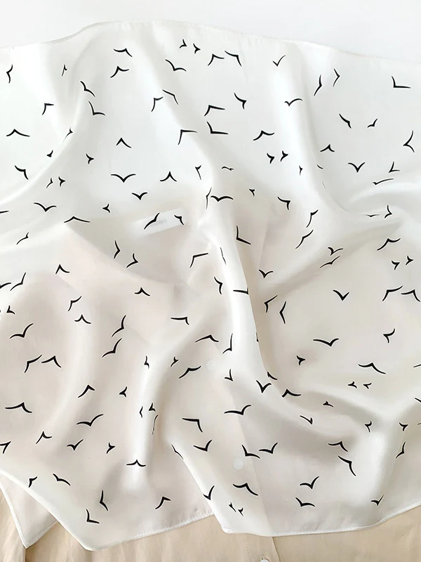 Printed Sun Protection Scarf - Image 11