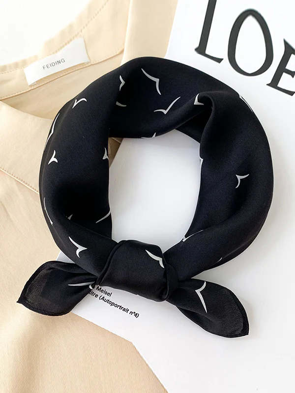 Printed Sun Protection Scarf - Image 4