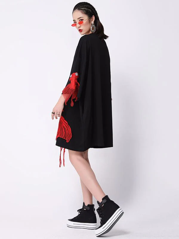 Red Goldfish Embroidered Loose Round Neck T-Shirt Dress - Image 5